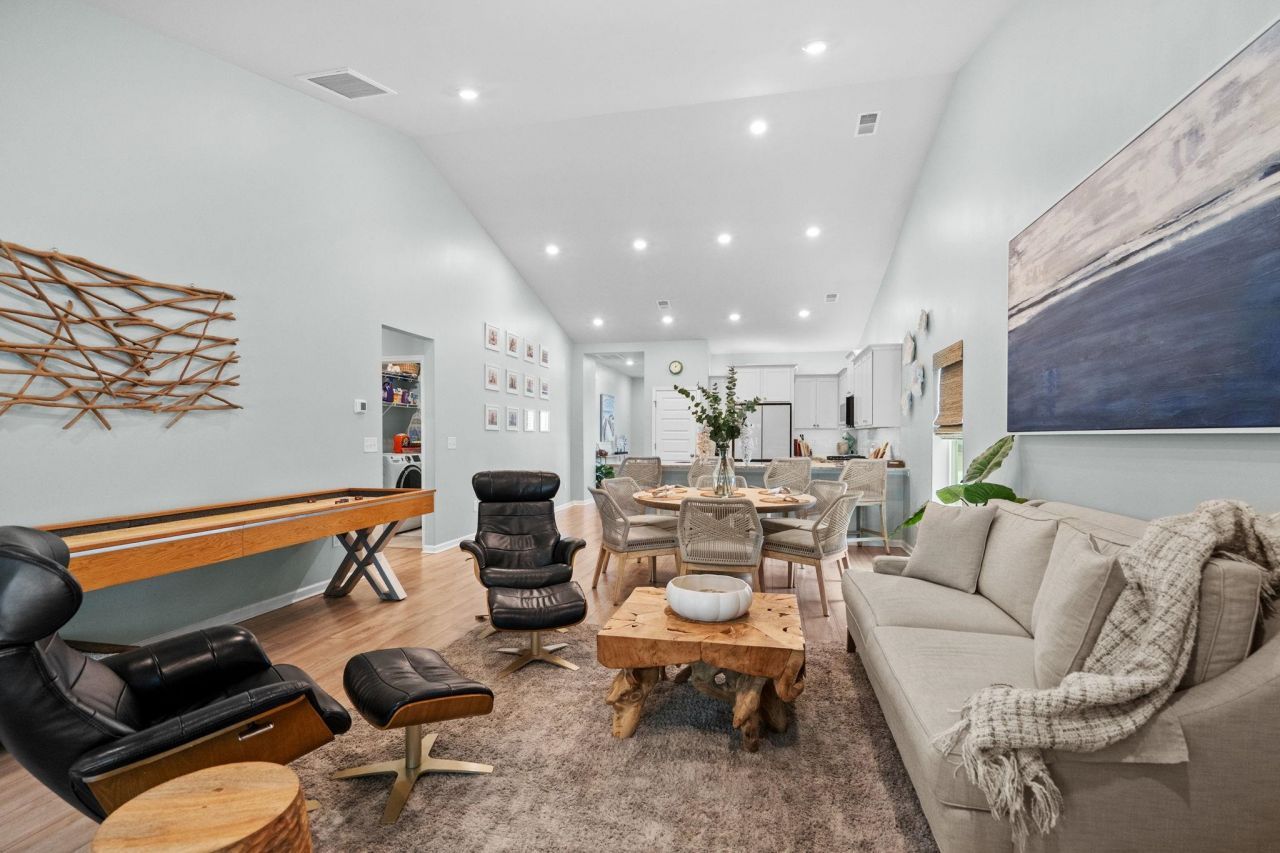 5535 Whitebark Dr. Photo 17