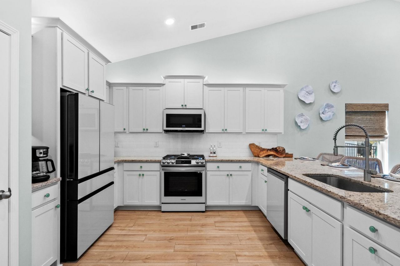 5535 Whitebark Dr. Photo 20