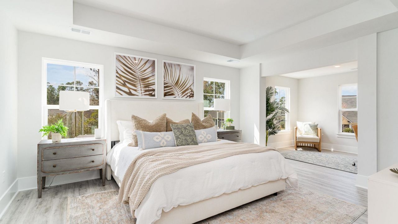 617 Asiatic Ct  Photo 16