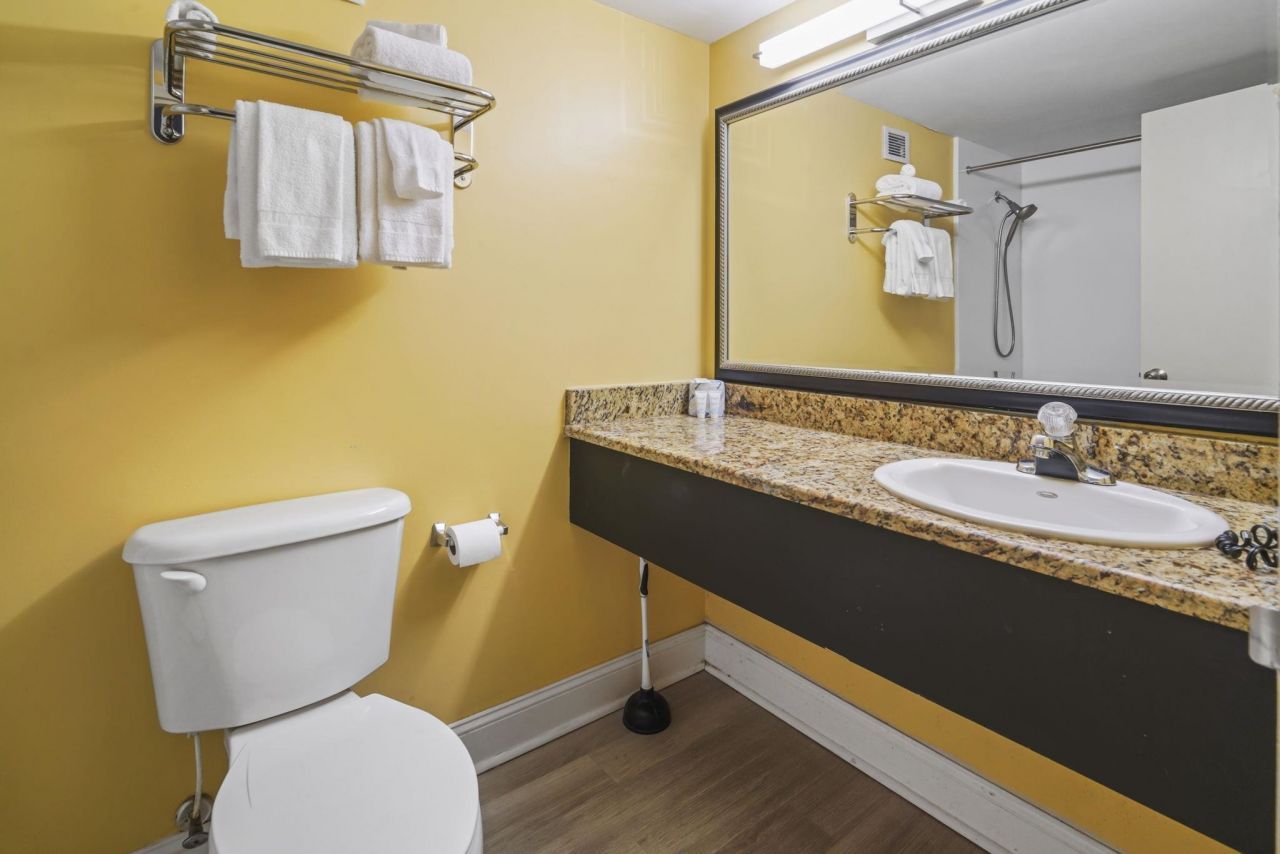 1501 S Ocean Blvd.  Photo 11