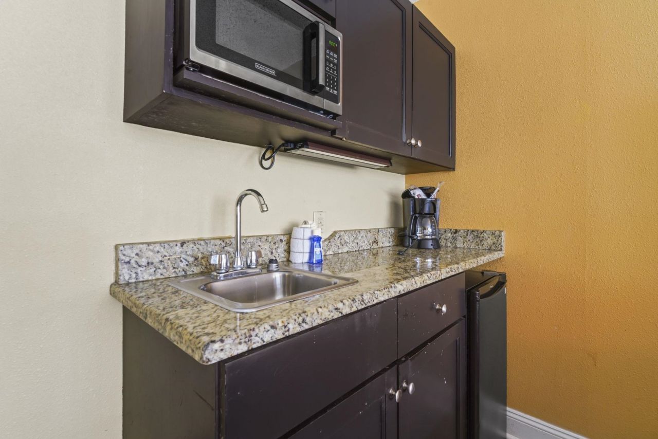 1501 S Ocean Blvd.  Photo 4