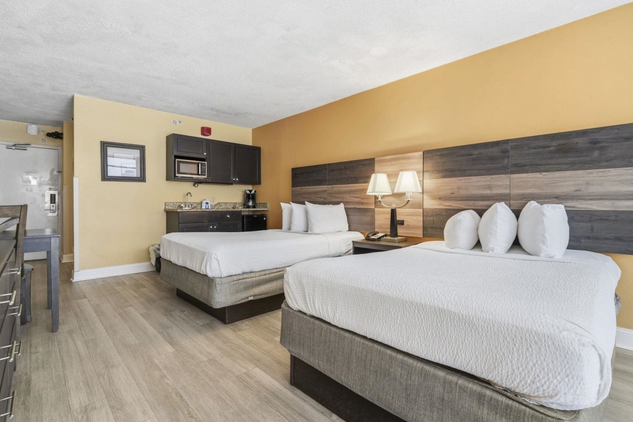 1501 S Ocean Blvd.  Photo 8