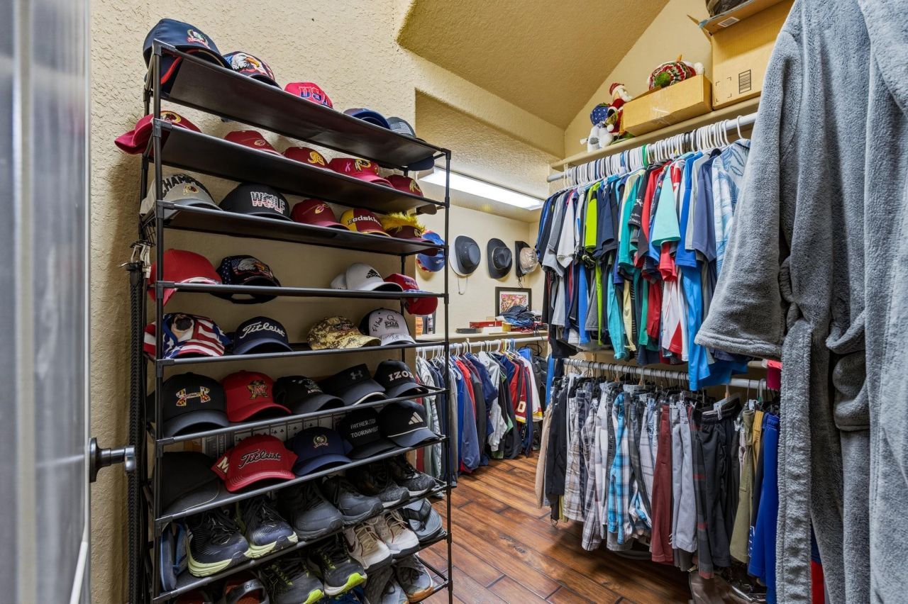 4232 Congressional Dr.  Photo 18