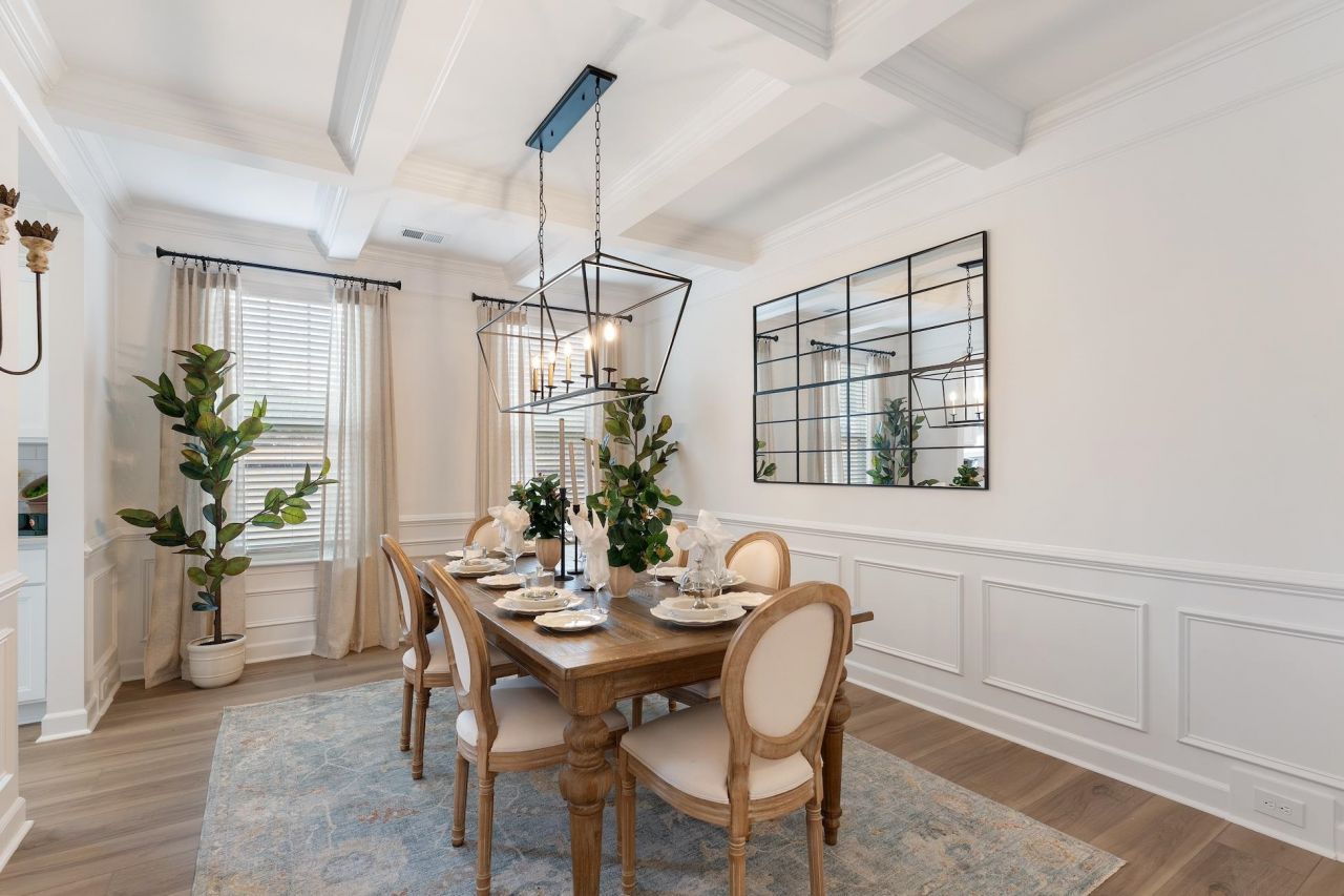 6104 Zoe Way  Photo 6