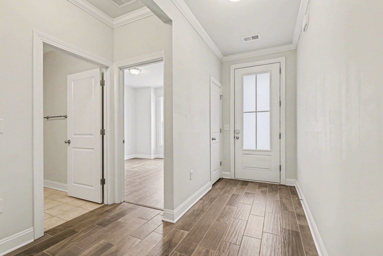 981 Bronwyn Circle Photo 12