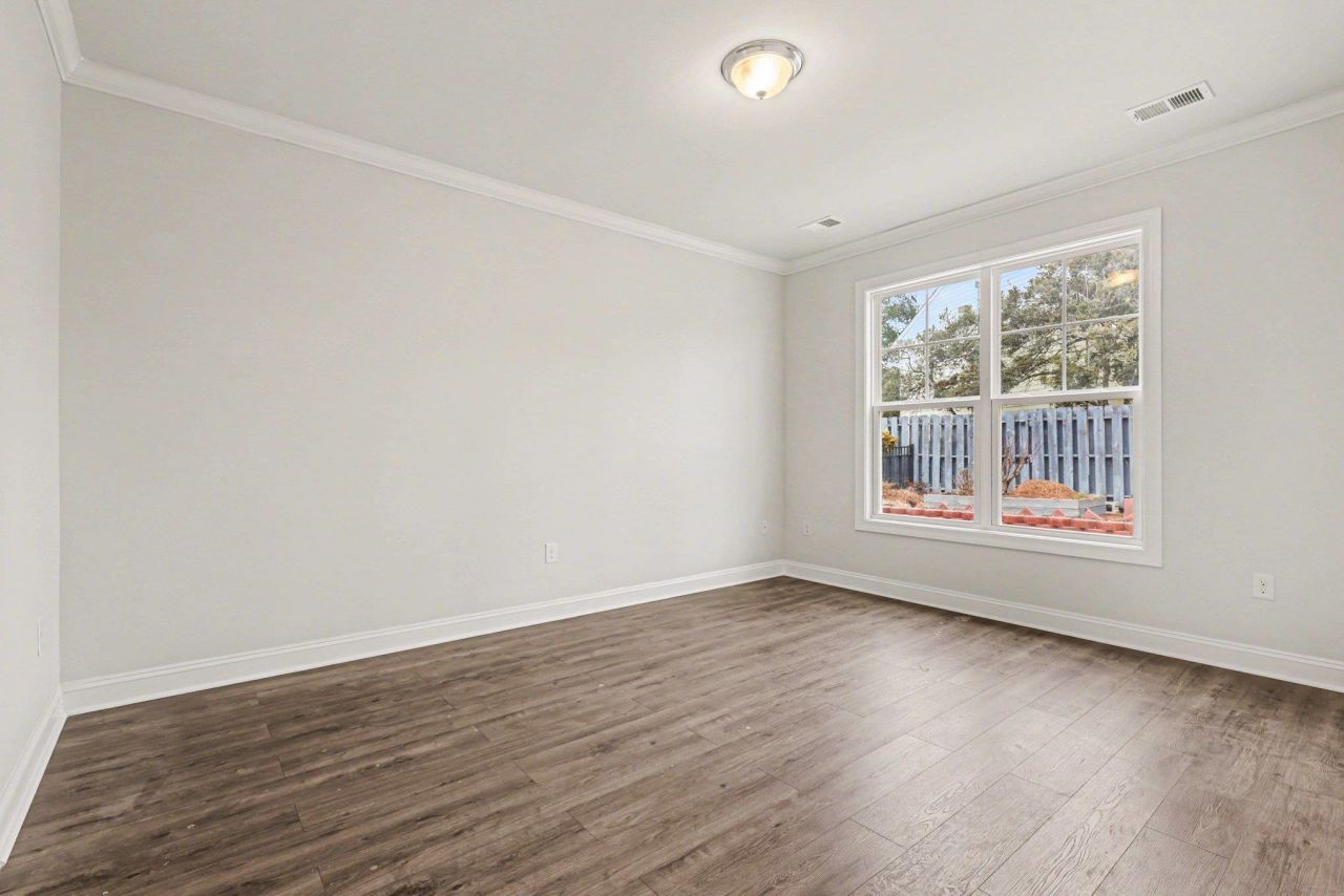 981 Bronwyn Circle Photo 23