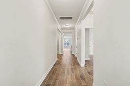 981 Bronwyn Circle photo 4