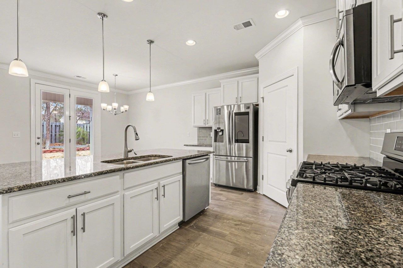 981 Bronwyn Circle Photo 9