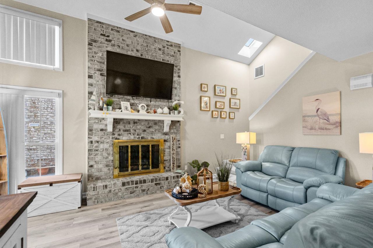 400b 16th Ave. S Photo 8