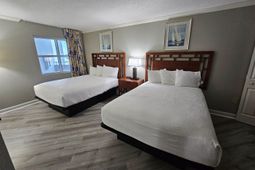 5200 N Ocean Blvd.  photo 4