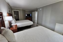 5200 N Ocean Blvd.  photo 4