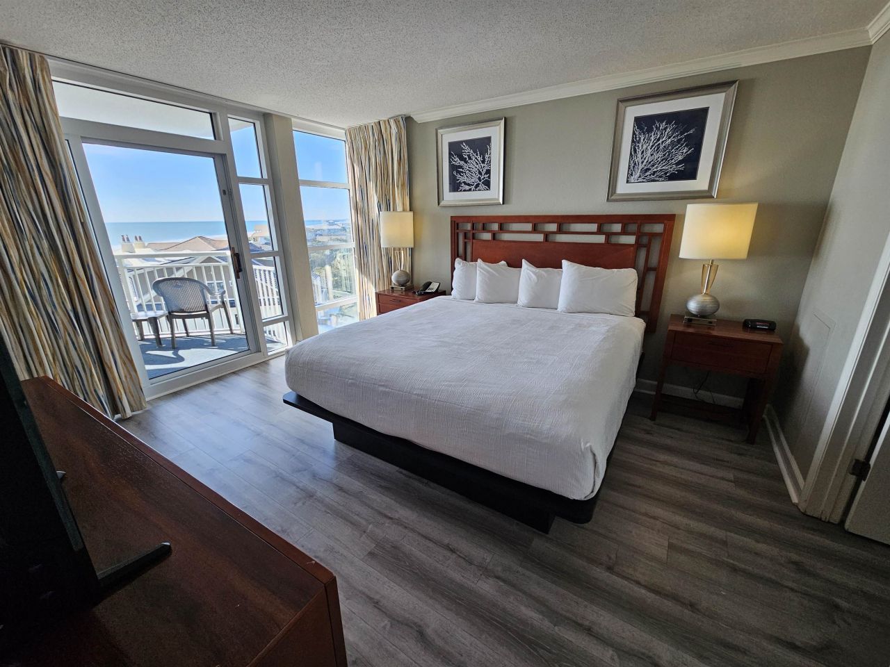 5200 N Ocean Blvd.  Photo 9