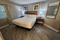 5200 N Ocean Blvd.  photo 4