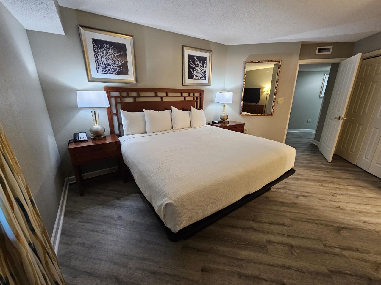 5200 N Ocean Blvd.  Photo 6