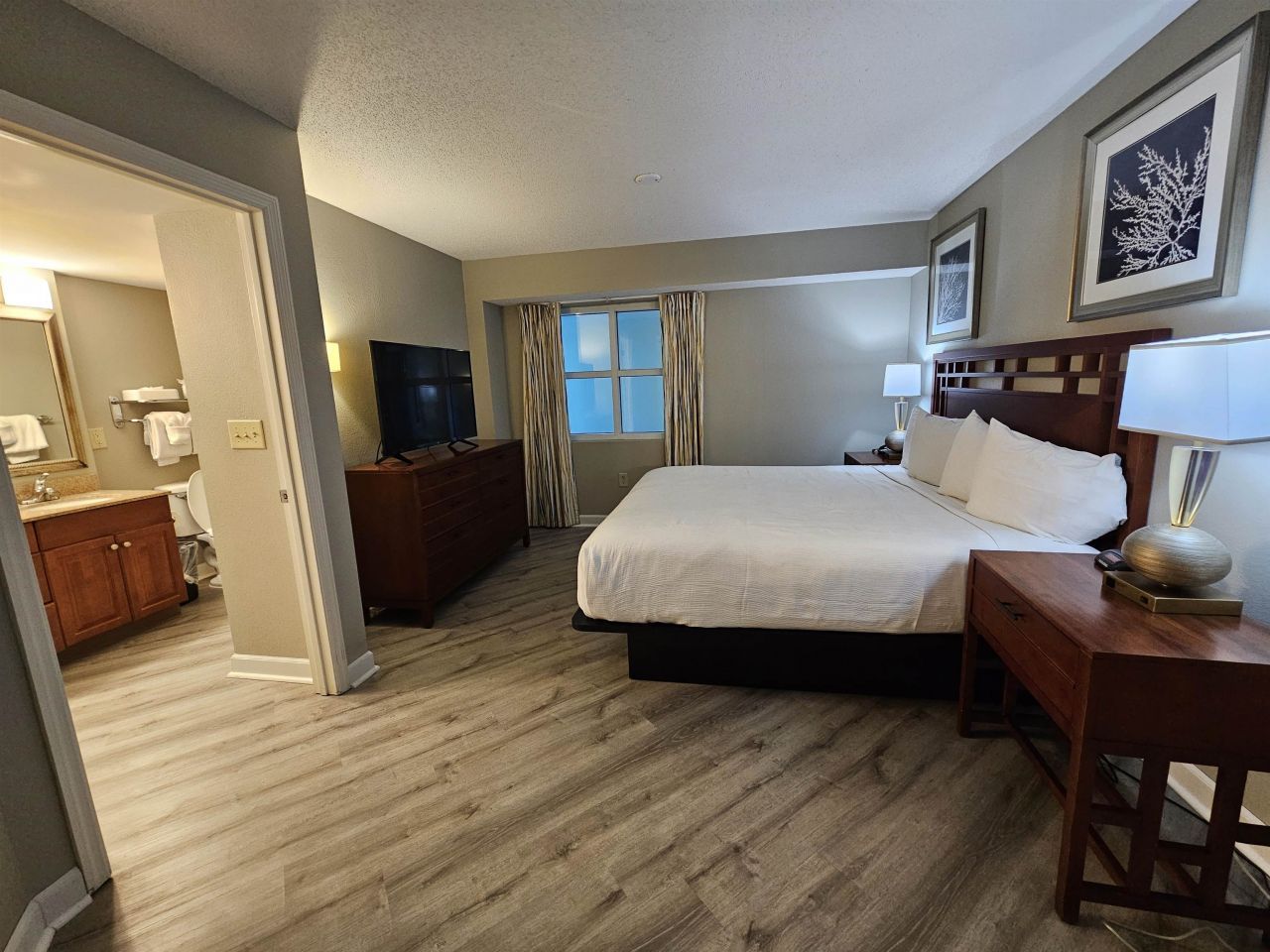 5200 N Ocean Blvd.  Photo 7