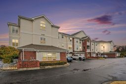 2241 Waterview Dr. photo 4