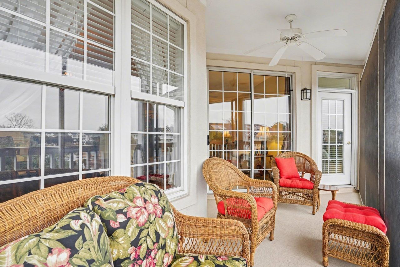 2241 Waterview Dr. Photo 30