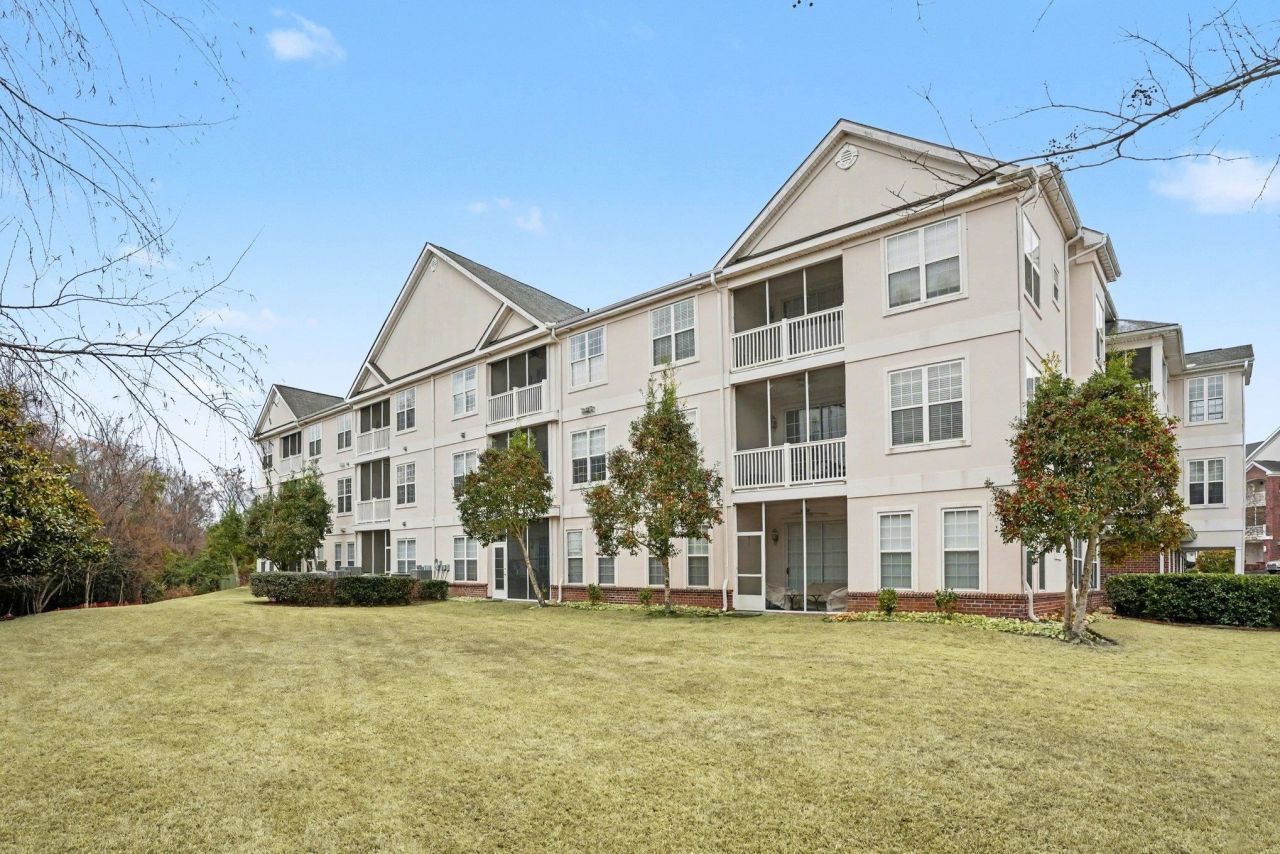 2241 Waterview Dr. Photo 34