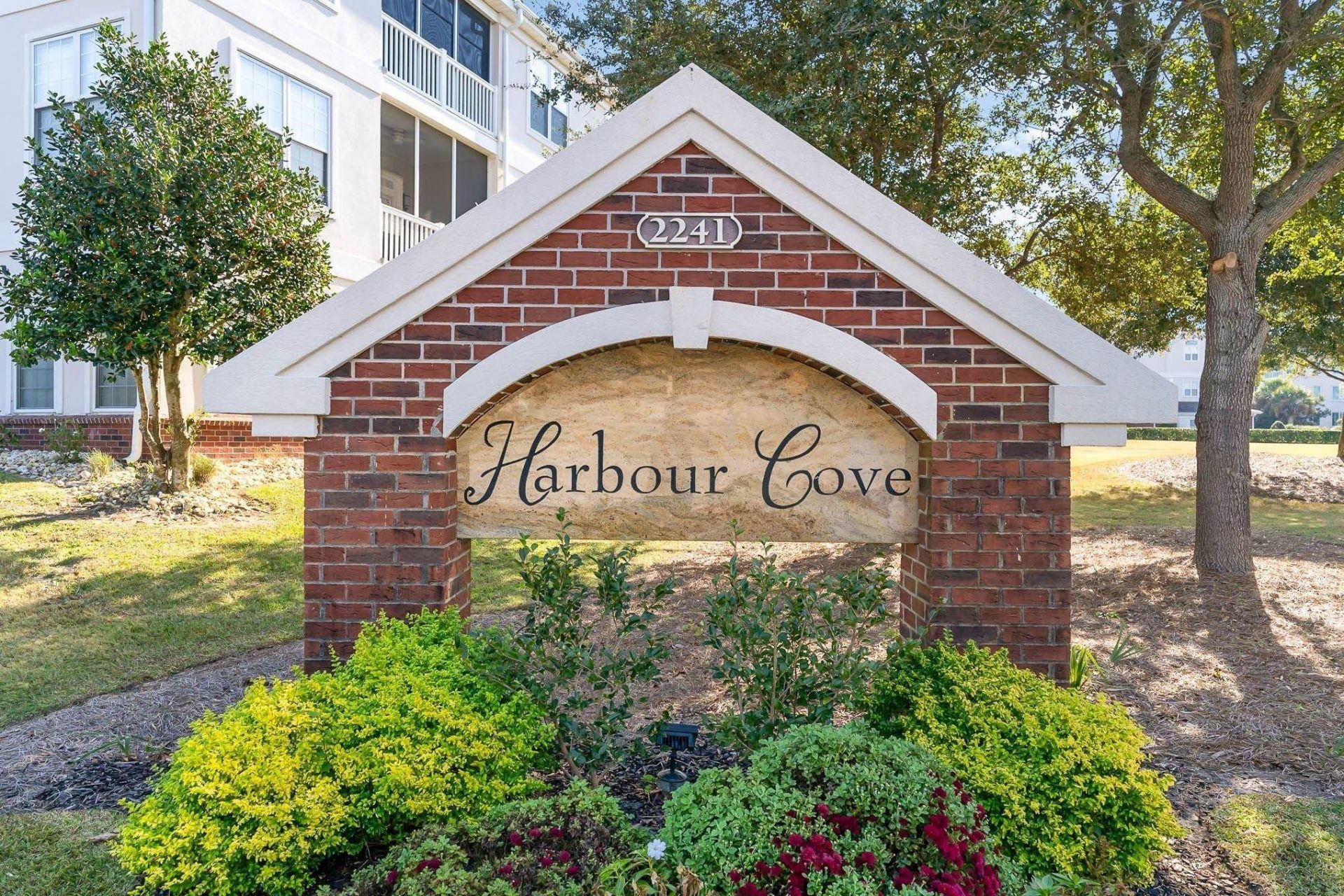 2241 Waterview Dr. Photo 34