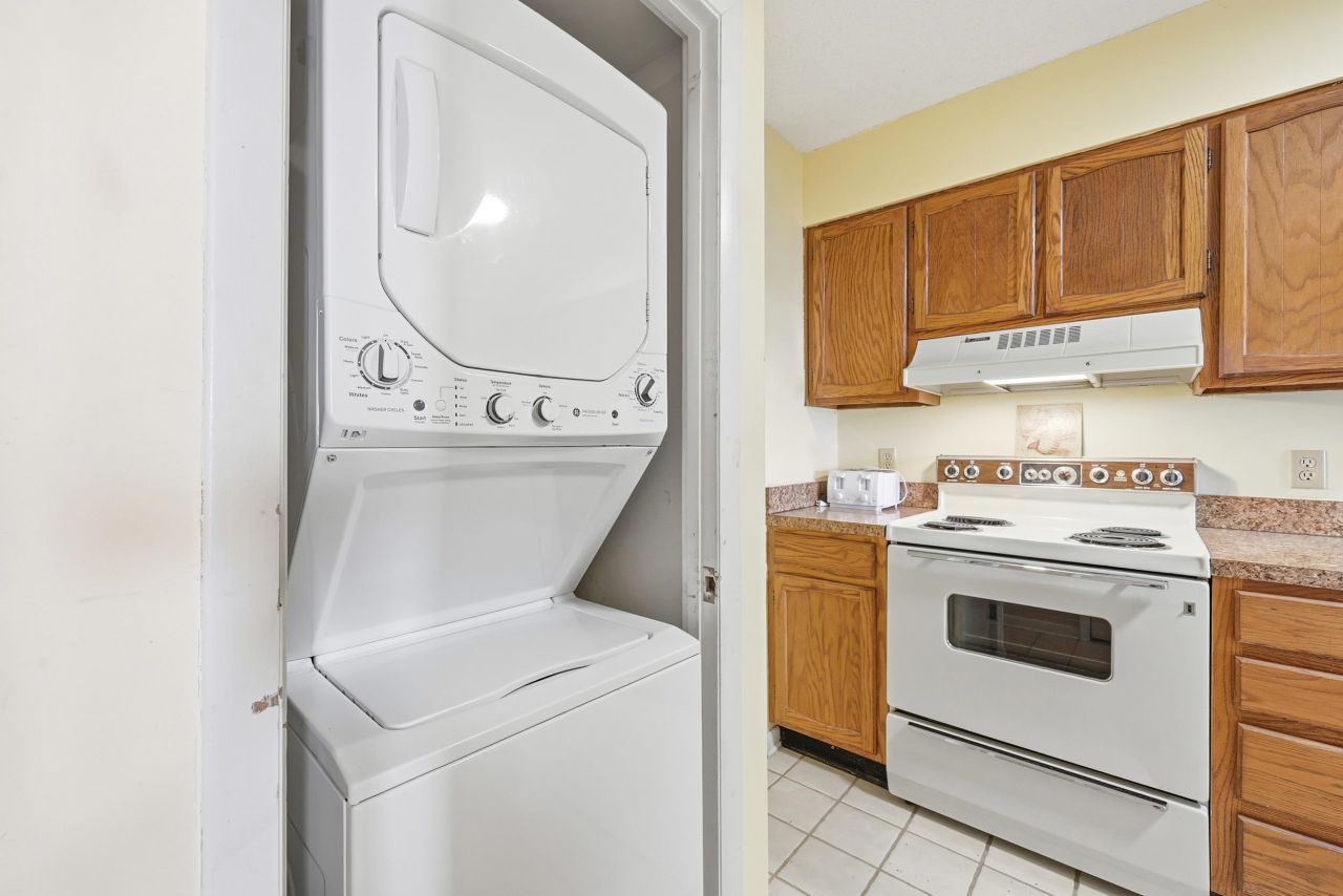 2101 S Ocean Blvd.  Photo 8