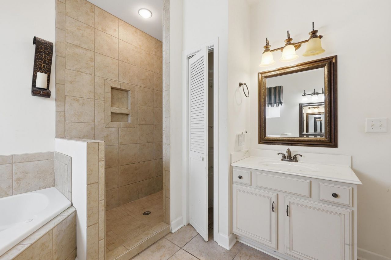 364 Capers Creek Dr.  Photo 16