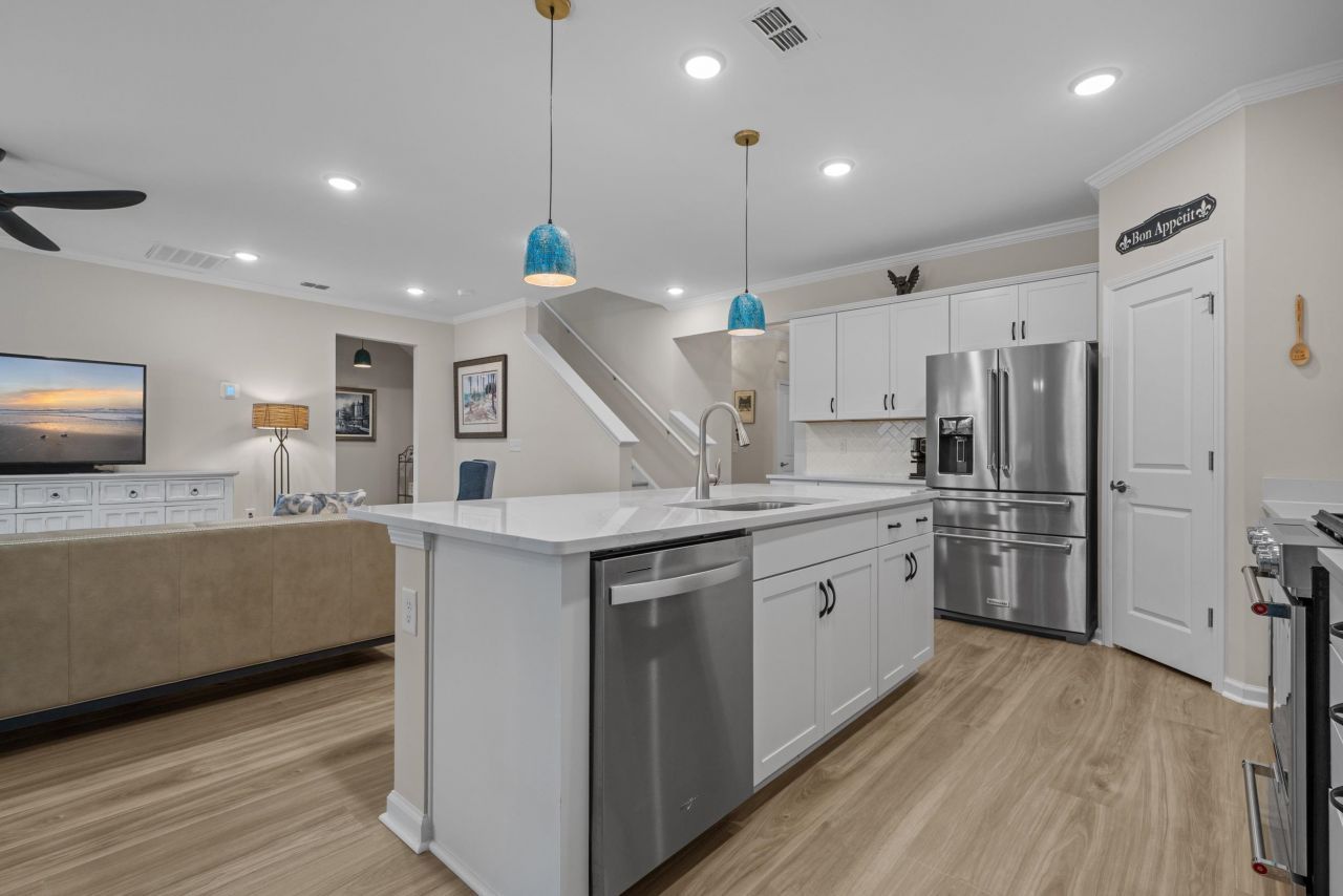 2612 Watershed Way Photo 7