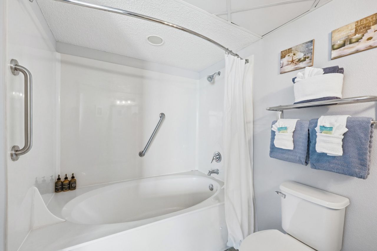 2504 N Ocean Blvd.  Photo 22