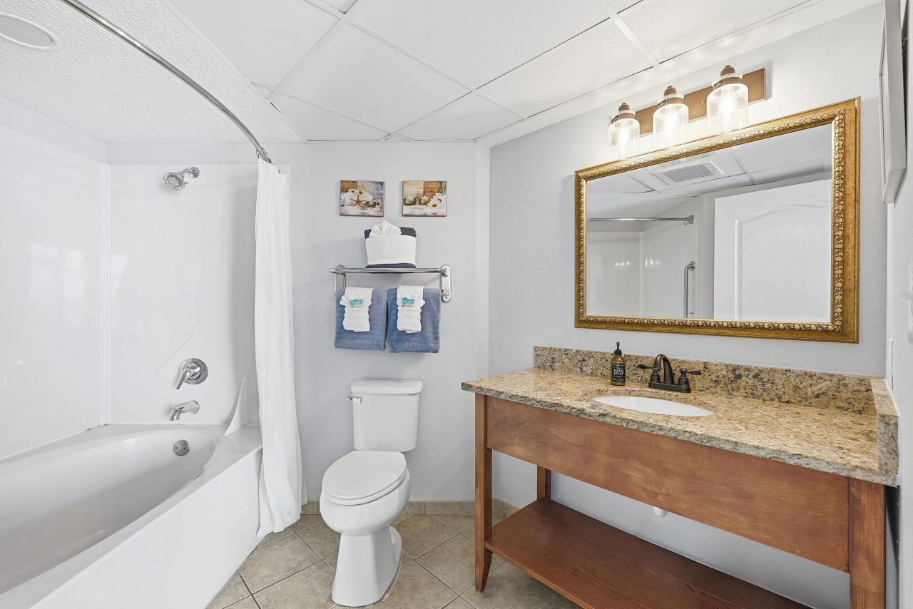 2504 N Ocean Blvd.  Photo 23