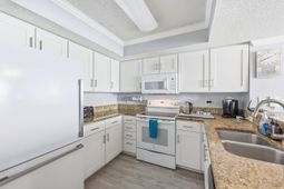 2504 N Ocean Blvd.  photo 4