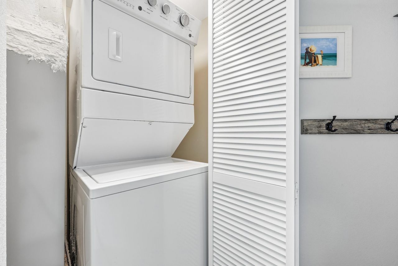 2504 N Ocean Blvd.  Photo 31