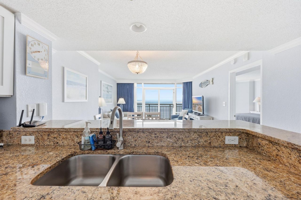 2504 N Ocean Blvd.  Photo 5