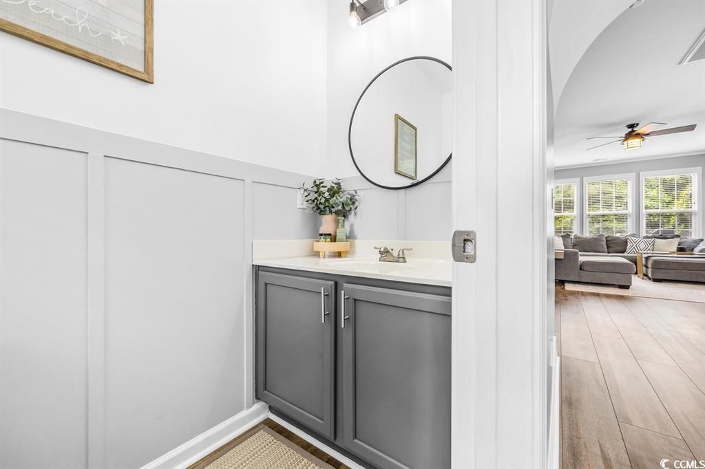 4753 Farm Lake Dr. Photo 6