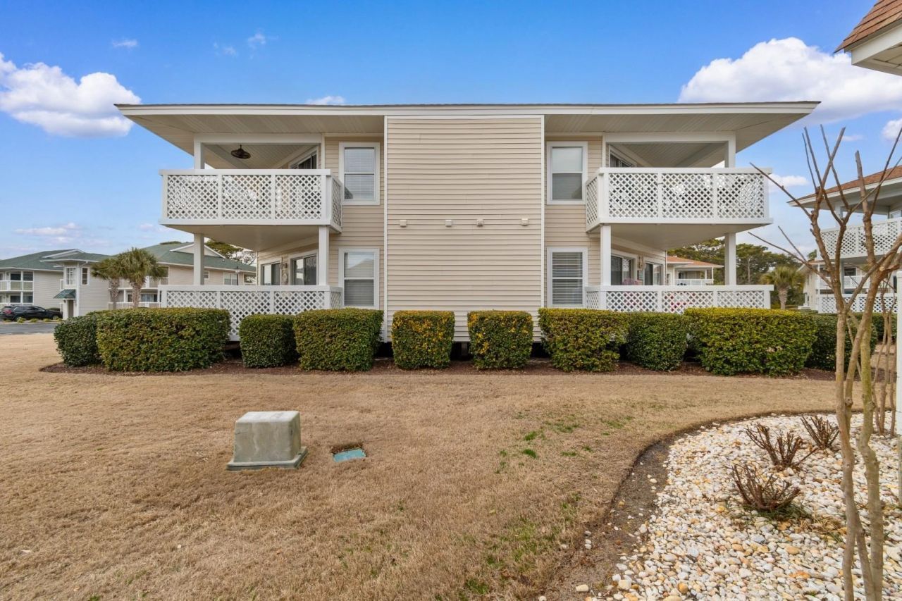 300 Shorehaven Dr.  Photo 29