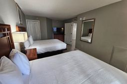 5200 N Ocean Blvd.  photo 4