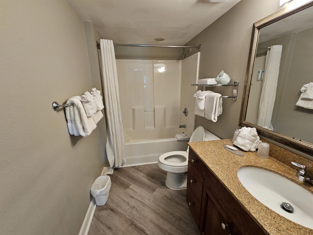 5200 N Ocean Blvd.  Photo 4