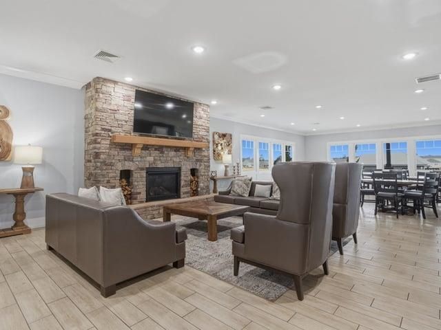 1092 Maxwell Dr. Photo 44