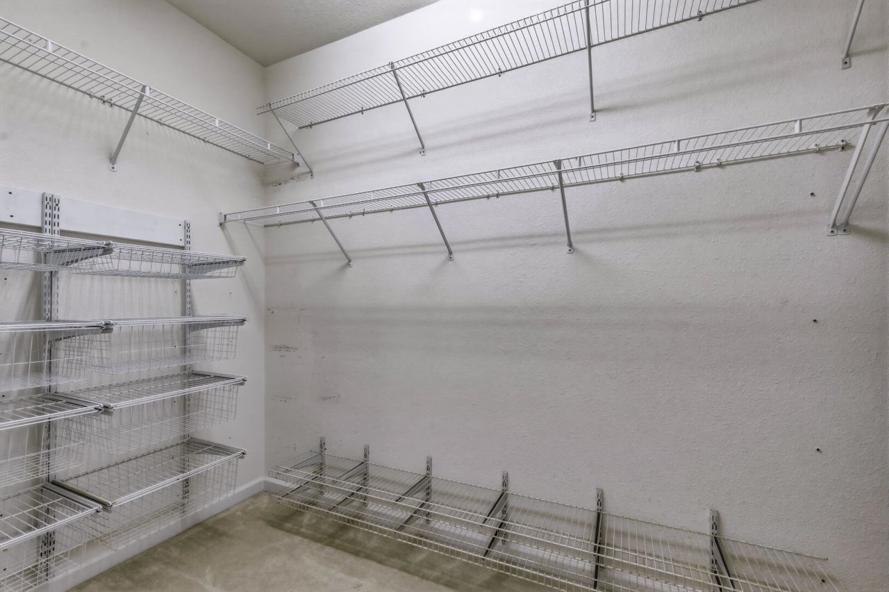 300 Nuthatch Ln. Photo 21