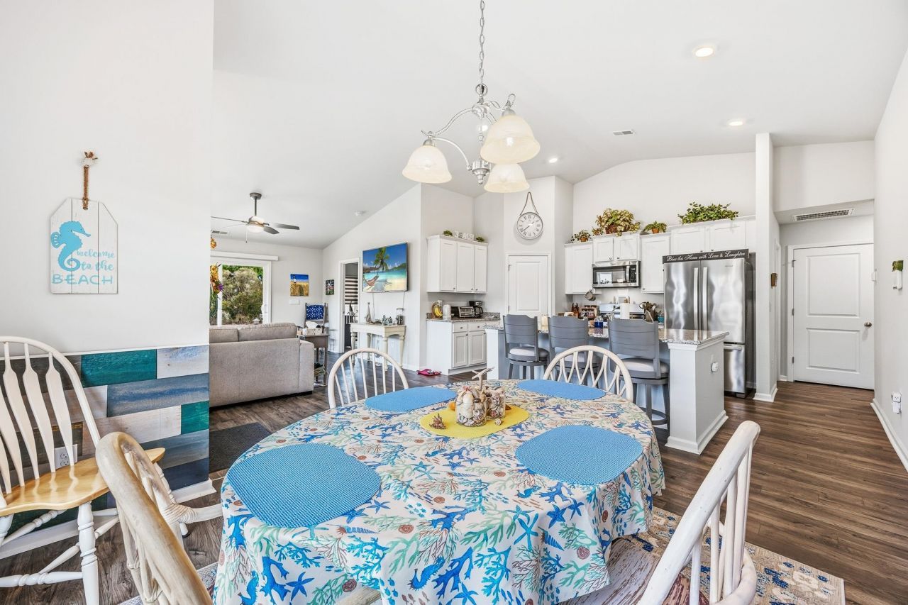 1522 Jardine Loop  Photo 14