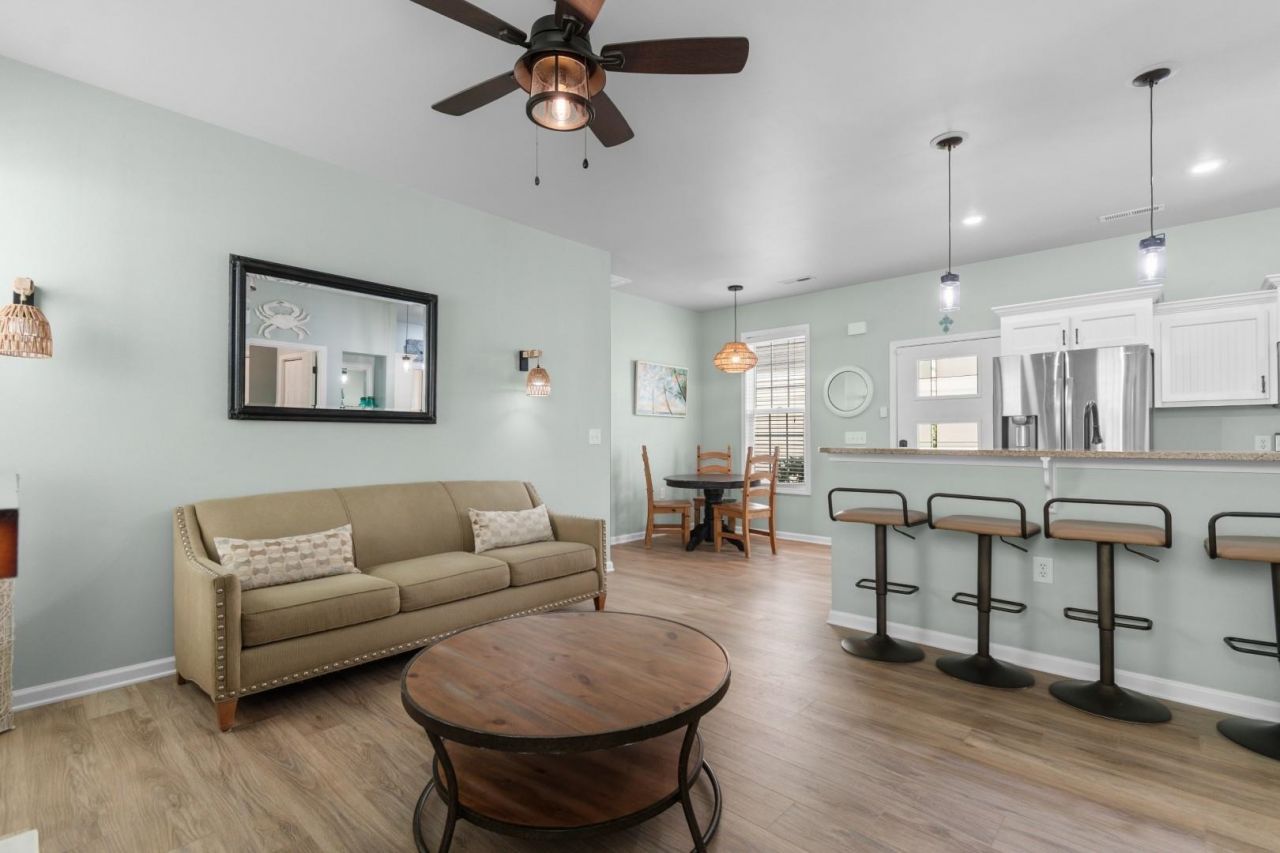 124 Weatherboard Ct.  Photo 11