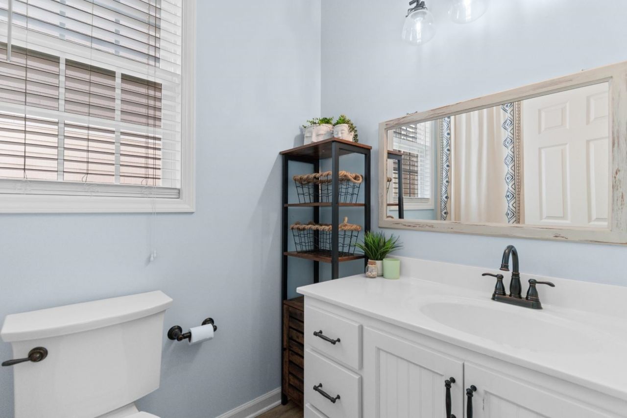 124 Weatherboard Ct.  Photo 20