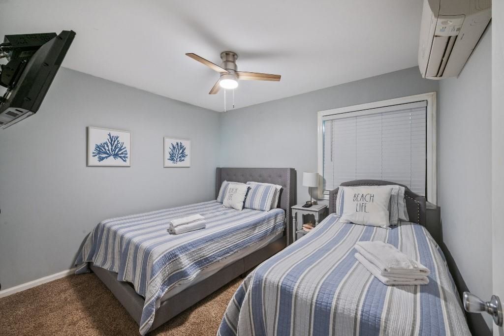 9670 Shore Dr.  Photo 9