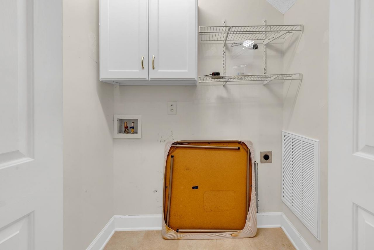 101 Coldstream Cove Loop Photo 21