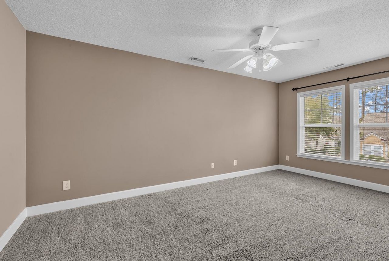 101 Coldstream Cove Loop Photo 25