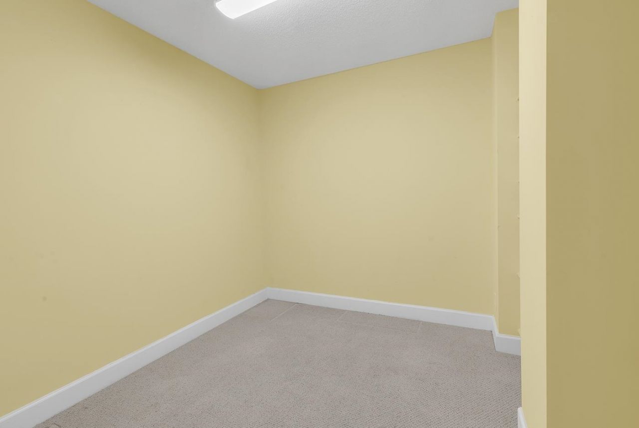 101 Coldstream Cove Loop Photo 32