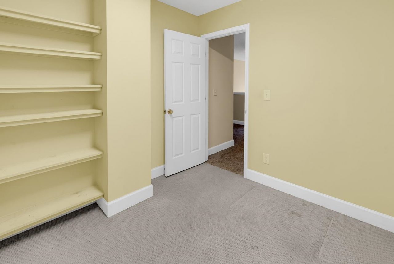 101 Coldstream Cove Loop Photo 33