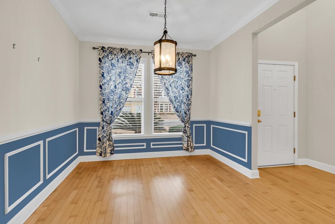 101 Coldstream Cove Loop Photo 9