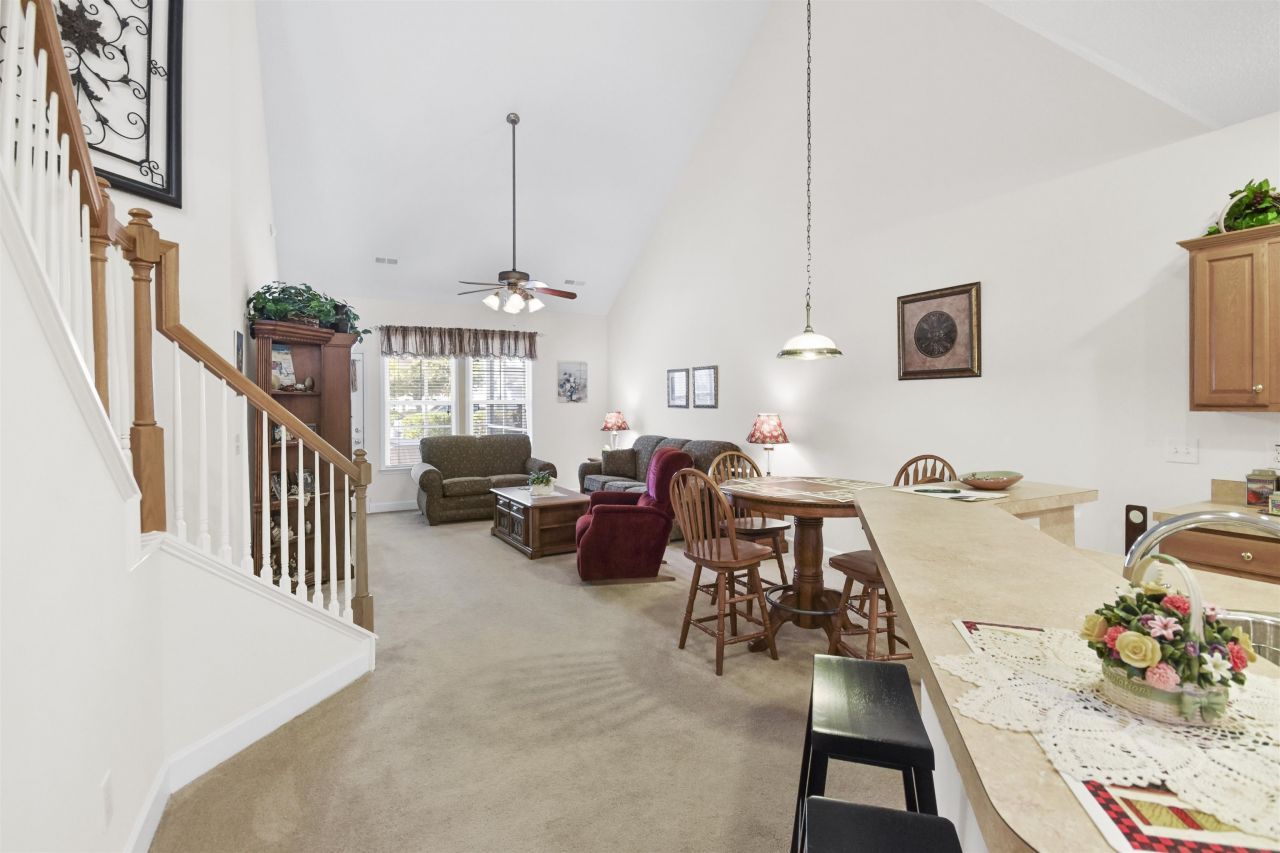 401 Branigan Ct.  Photo 4