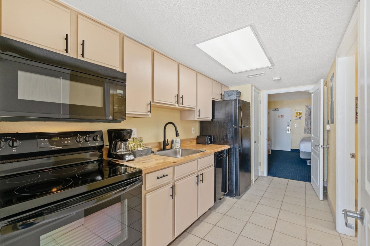 2701 S Ocean Blvd. Photo 12