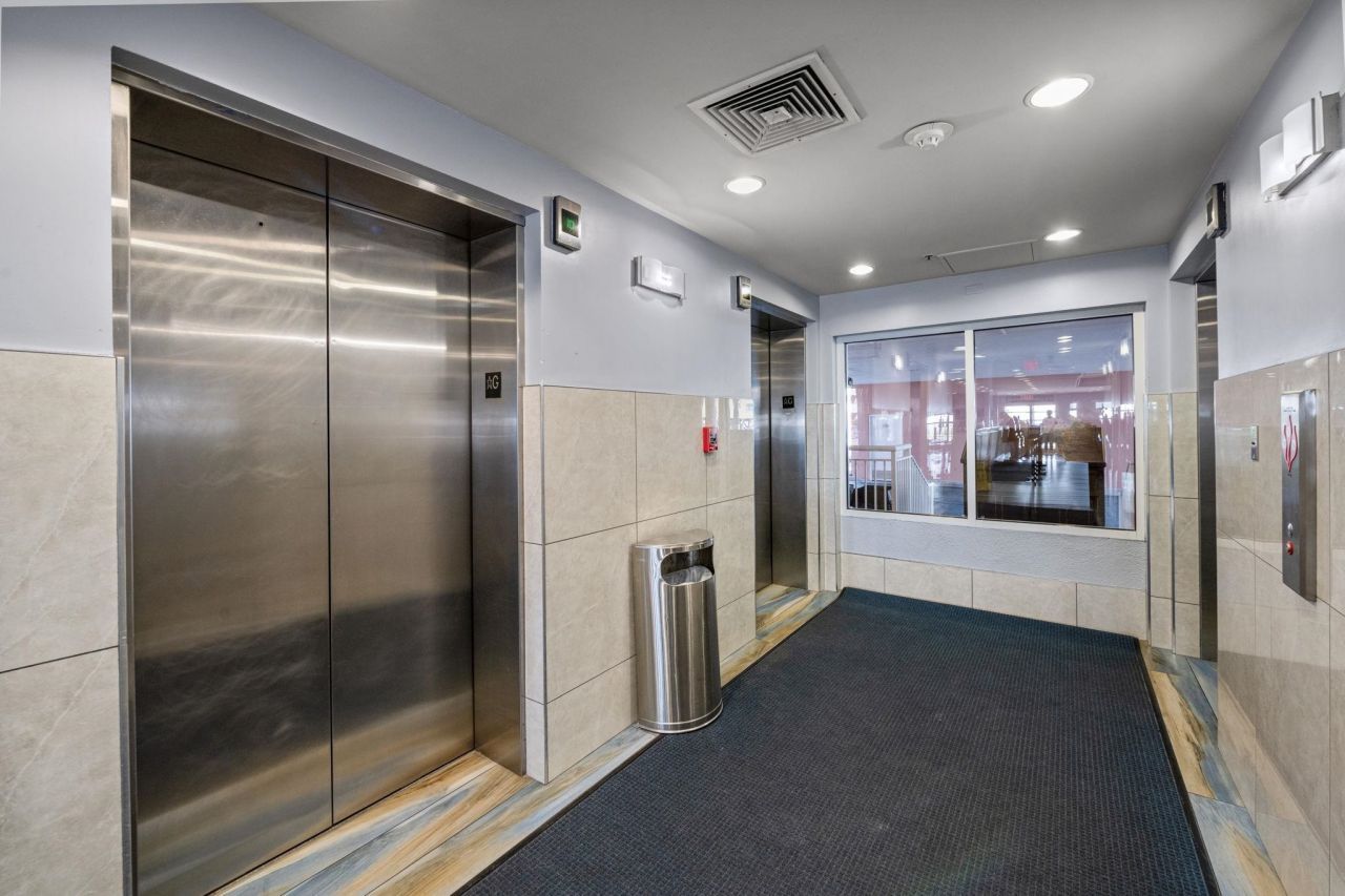 2701 S Ocean Blvd. Photo 17