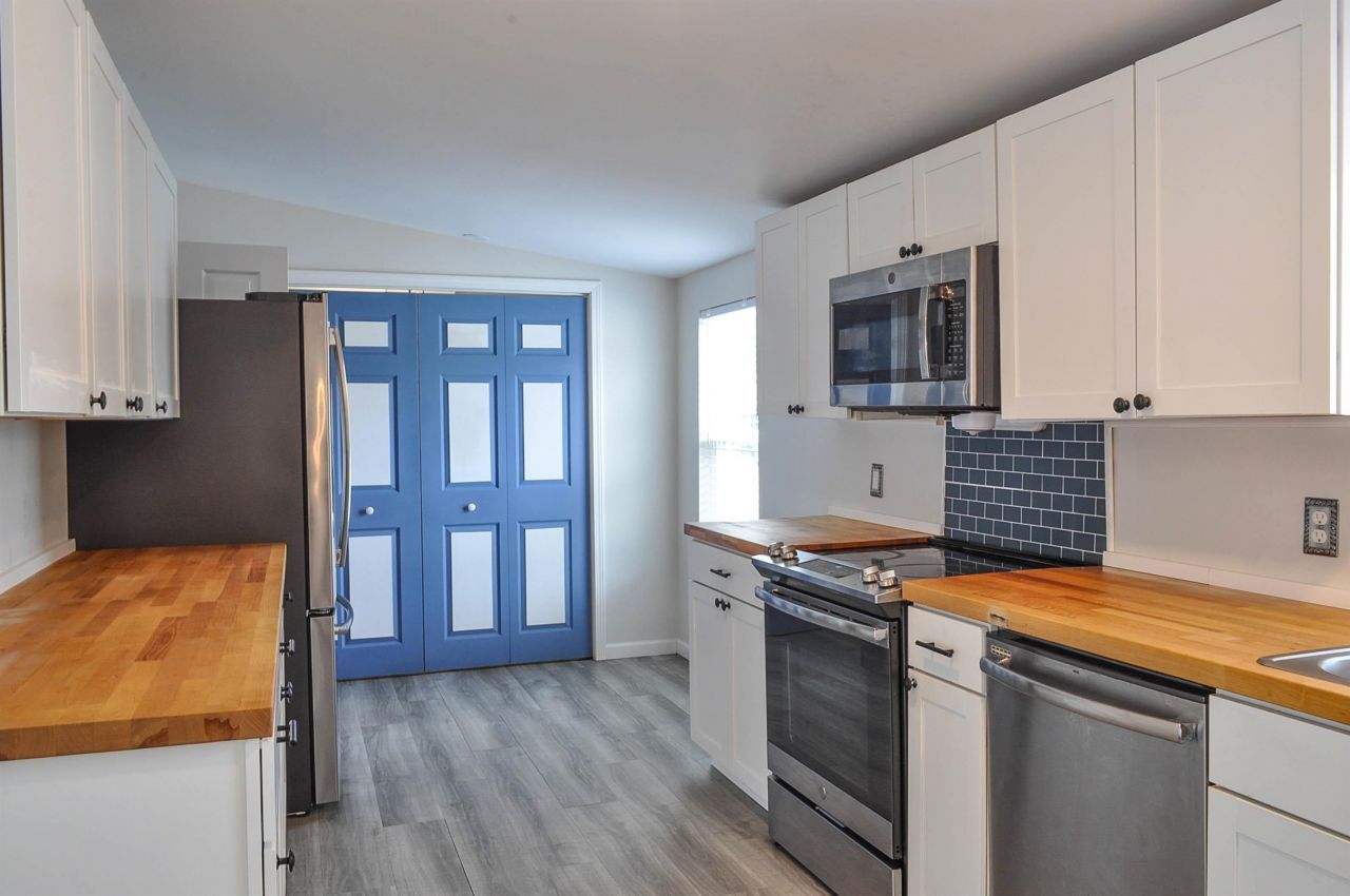 8469 Knollwood Dr. Photo 11